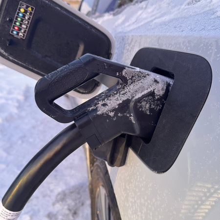 Polestar 4 vær og snø deksel for ladeport - Sort - PROTONORD - PROTONORD