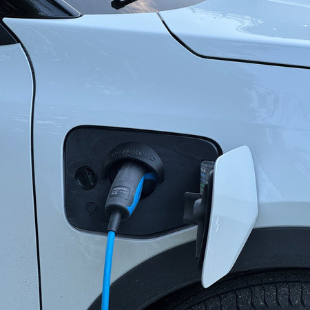 Renault Scenic E - tech vær og snø deksel for ladeport - Sort - PROTONORD - PROTONORD