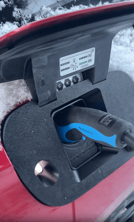 Volkswagen ID.7 V2 vær og snø deksel for ladeport - Sort - PROTONORD - PROTONORD