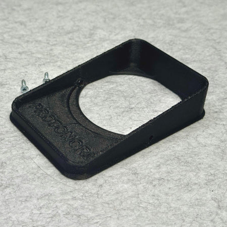 VolksWagen ID.Buzz vær og snø deksel for ladeport - Kun hette med skruer - PROTONORD - PROTONORD