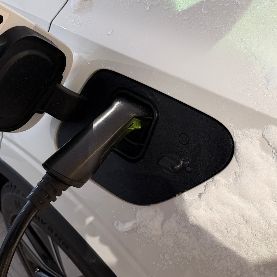 Polestar 2 V2 Vær og snø deksel for ladeport