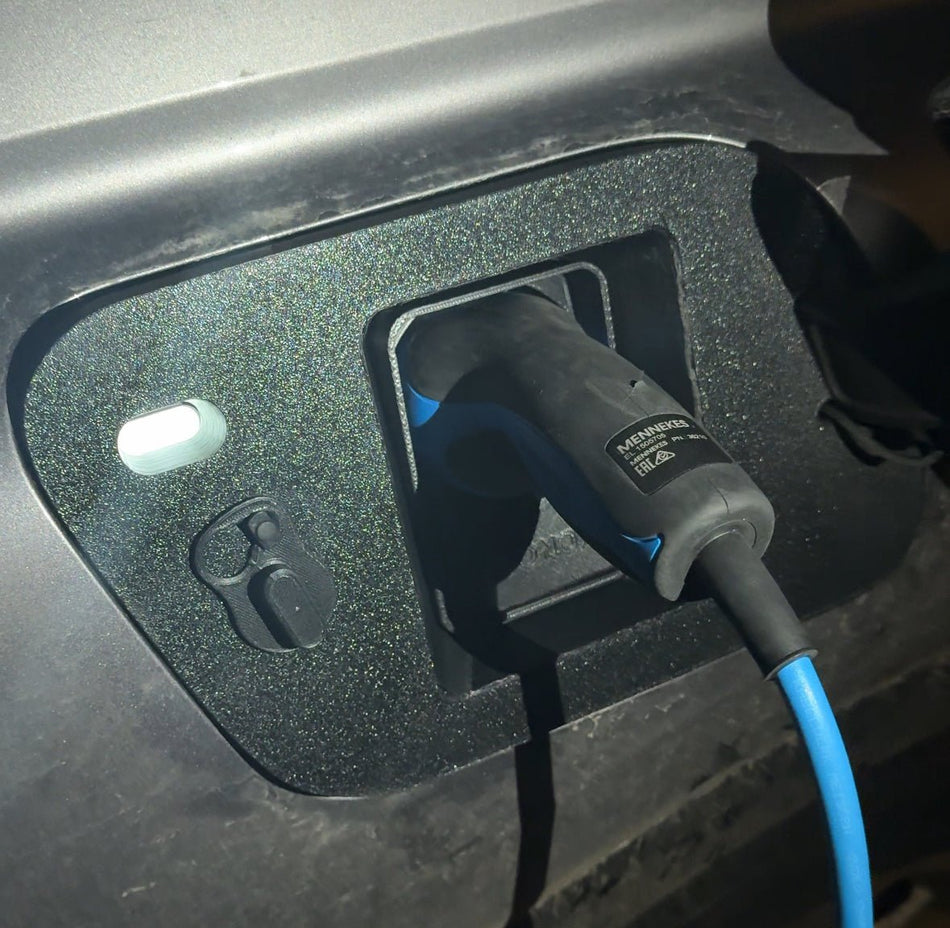 Audi Q4 E-Tron vær og snø deksel V3 for ladeport – Audi Q4 E – Tron vær og snø deksel V3 for ladeport – Sort – PROTONORD