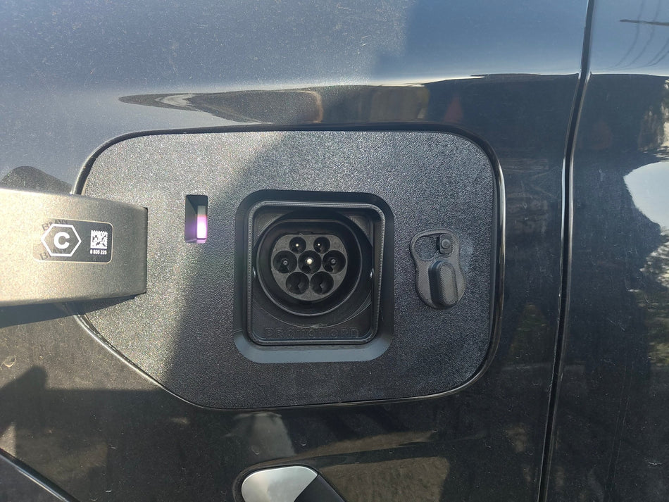 BMW X3 (G01) Plug - in Hybrid vær og snø deksel for ladeport - PROTONORD - PROTONORD