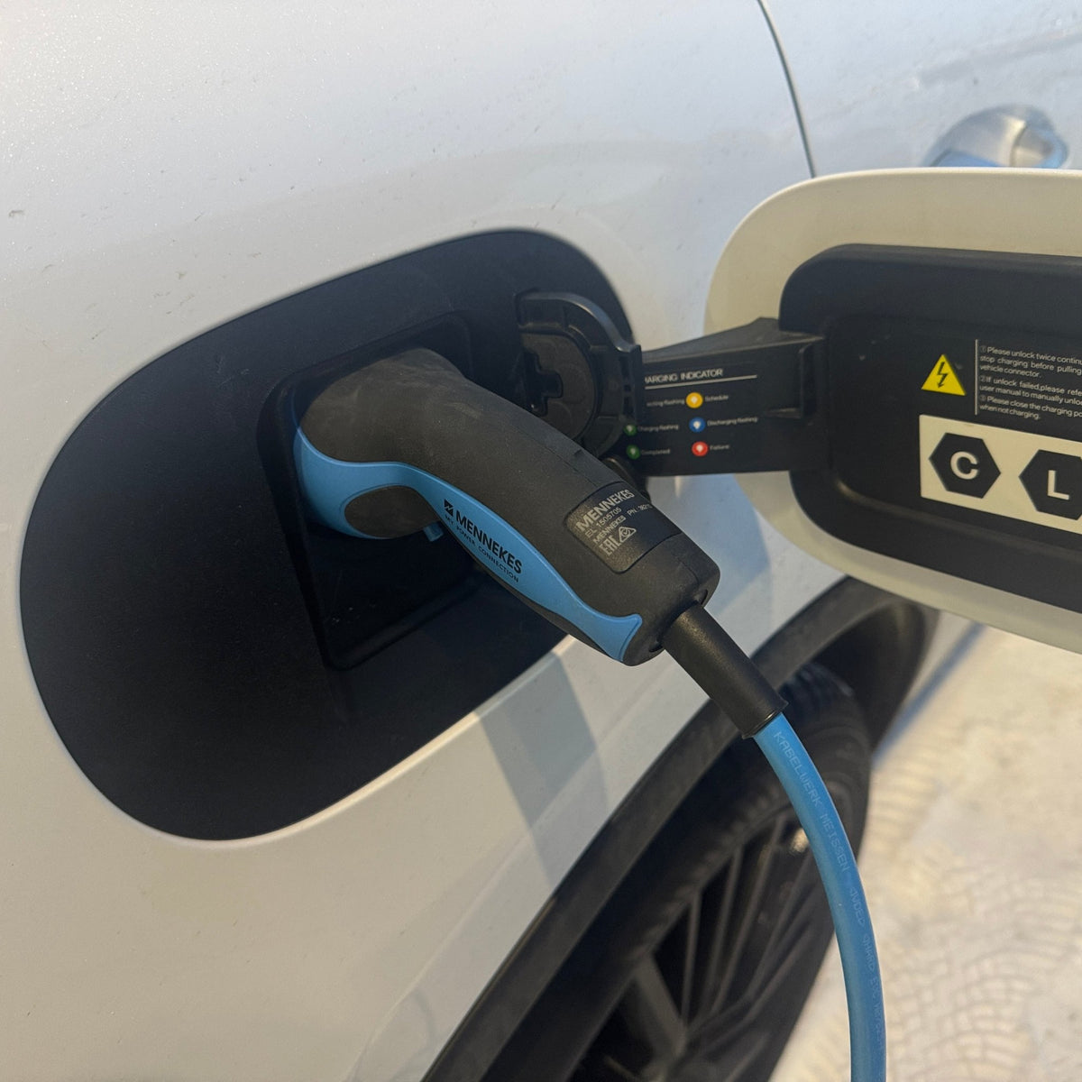 BYD TANG EV 2025 vær og snø deksel for ladeport - PROTONORD - PROTONORD