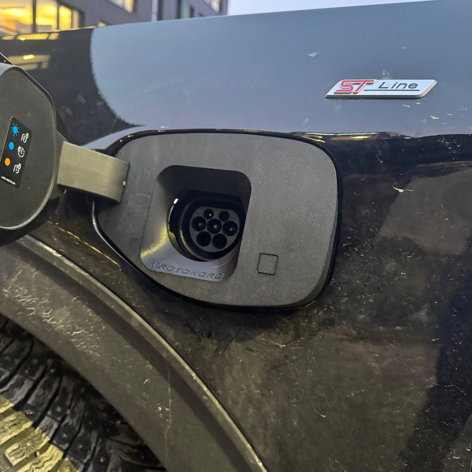 Ford Explorer Plug - In Hybrid vær og snø deksel for ladeport - Sort - PROTONORD - PROTONORD