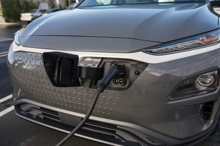 Hyundai KONA 1st gen vær og snø deksel for ladeport - Sort - PROTONORD - PROTONORD