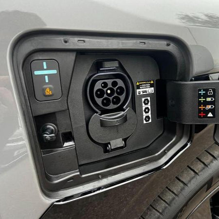 KIA EV3 vær og snø deksel for ladeport - Tromsø - PROTONORD - PROTONORD