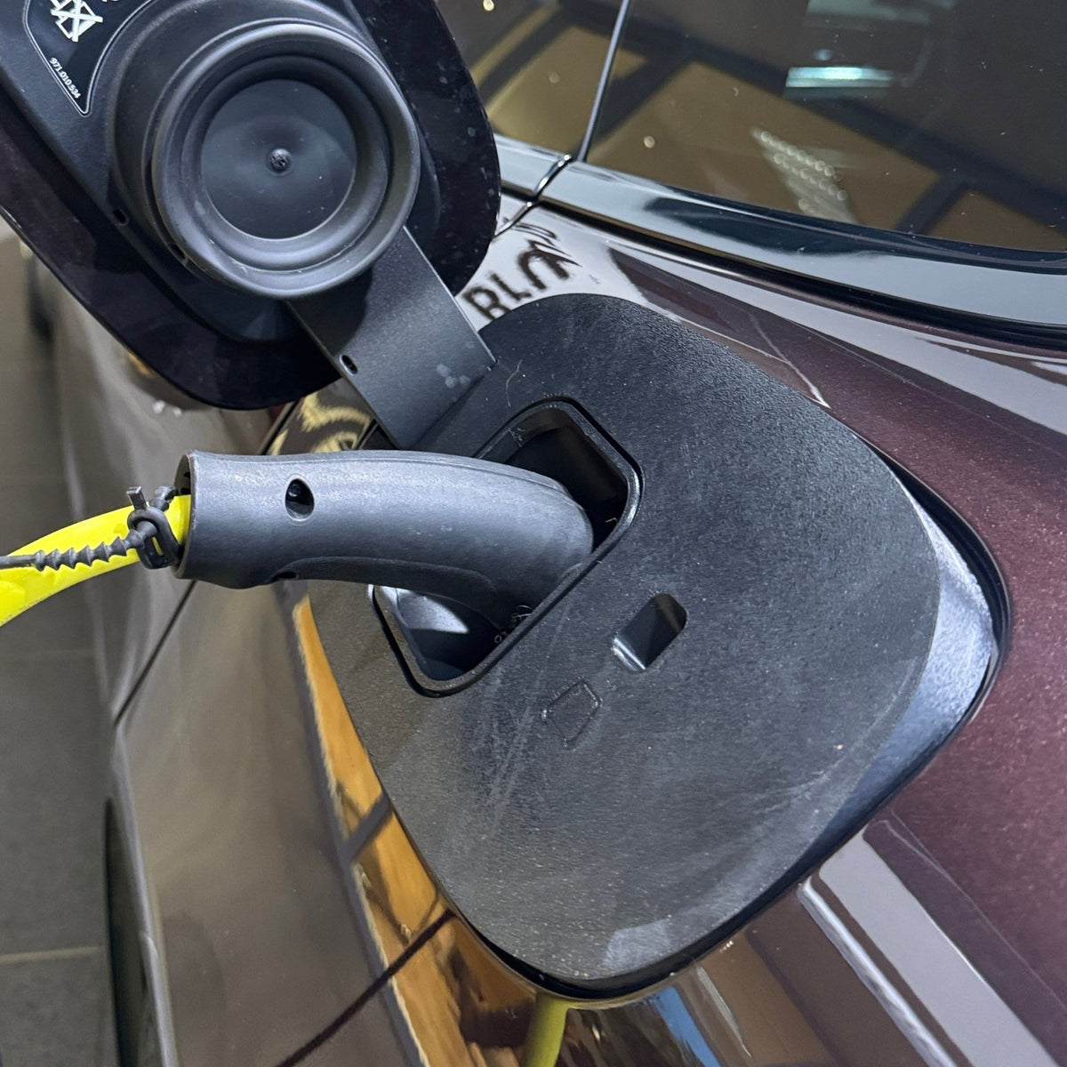 Porsche Panamera 4 E - Hybrid (2019 - ) vær og snø deksel for ladeport - PROTONORD - PROTONORD