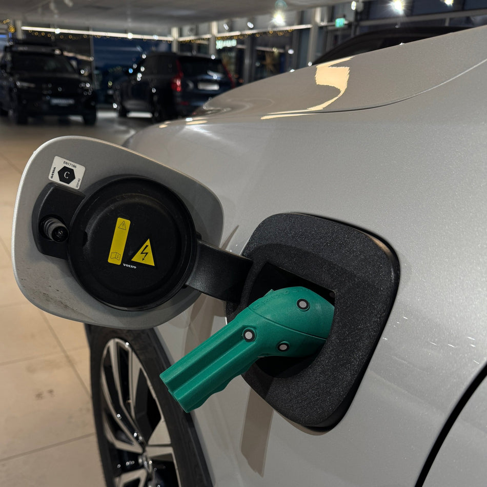 Volvo XC60 Plug-In Hybrid vær og snø deksel for ladeport – Volvo XC60 Plug – In Hybrid vær og snø deksel for… – PROTONORD