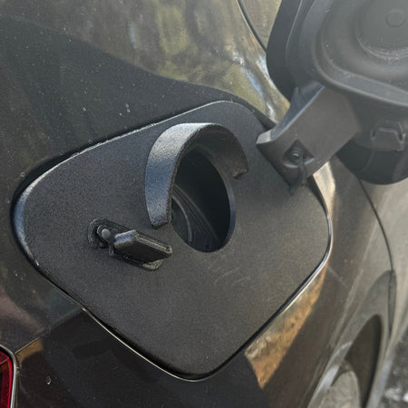 VW VolksWagen ID3 vær og snø deksel for ladeport - Sort - PROTONORD - PROTONORD