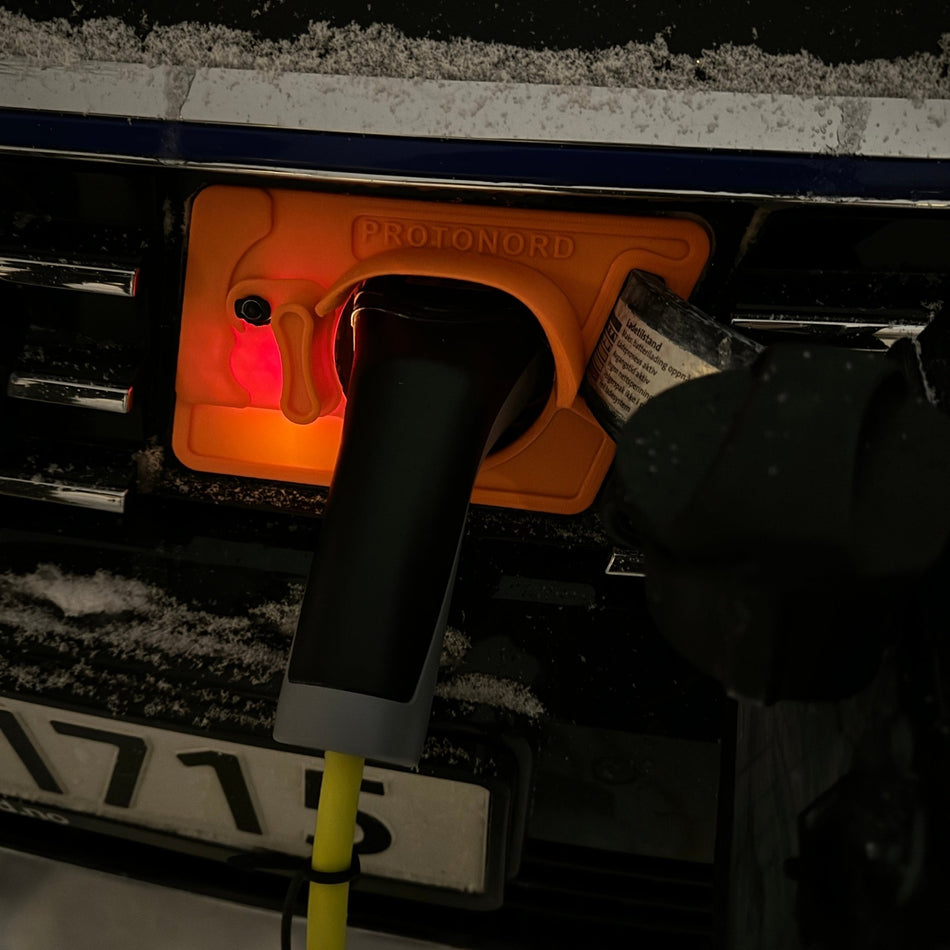 VW Volkswagen Passat Gte 2018 hybrid vær og snø deksel for ladeport - Sort - PROTONORD - PROTONORD