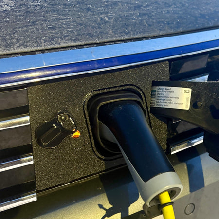 VW Volkswagen Passat Gte V2 vær og snø deksel for ladeport - PROTONORD - PROTONORD