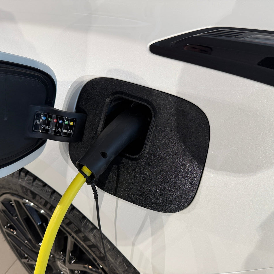 Zeekr 001 vær og snø deksel for ladeport - PROTONORD